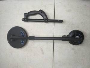 lot 151 image: Bounty Hunter Landstar Metal Detector Kit