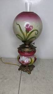 lot 400 image: Antique Success Gone with the Wind Electric Lamp