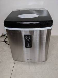 lot 475 image: NewAir Portable Ice Maker