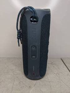 lot 444 image: JBL Flip 5 Portable Blue Waterproof Bluetooth Speaker