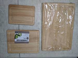 lot 463 image: Farberware 3-Pc. Wood Cutting Board Set