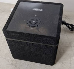lot 599 image: Jensen Bluetooth Wi-Fi Wireless Stereo Smart Speaker with Chromecast