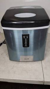 lot 577 image: NewAir Portable Ice Maker