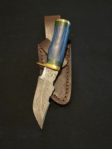 Stunning Custom Damascus Steel Knife