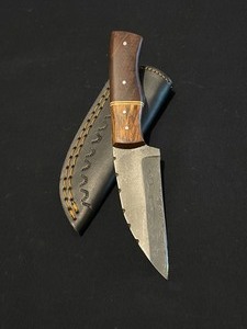 Fantastic Custom Damascus Steel Knife
