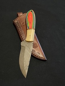 Superb Custom Damascus Steel Knife