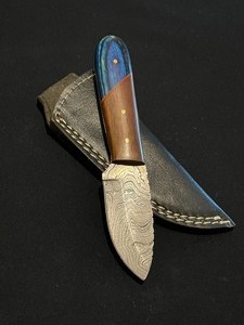 Fantastic Custom Damascus Steel Knife