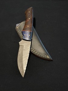 Fantastic Custom Damascus Steel Knife