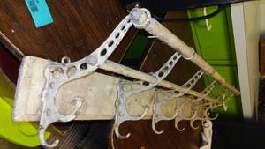 lot 49 image: Vintage CoatHat Rack.
