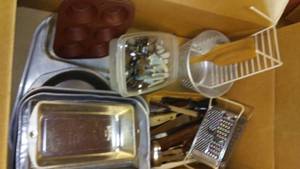 lot 75 image: Misc. Bakeware and more.