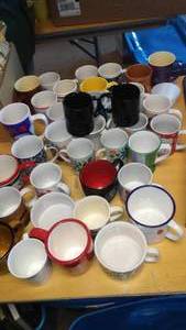 lot 89 image: Colorful Coffee MugsCups with Covered Tote.