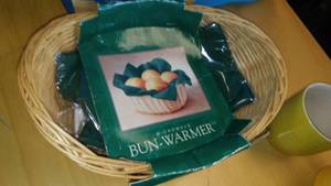 lot 93 image: LeBaron Cookware Set, Bun warmer and more in tote