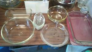 lot 165 image: All Pyrex