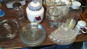lot 166 image: Glass Bake Fire king, Anchor Hocking