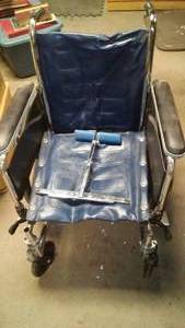 lot 191 image: Wheelchair Invacare, Jr.  Petite Size.