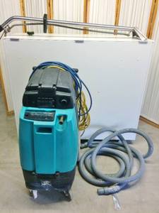 lot 58 image: BIG WOW Namco Carpet Cleaning Extractor Steaming Power With Hose & Wand - Guaranteed To Work