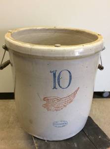 lot 56 image: WOW Red Wing 1915 Stoneware #10 Gallon Crock with Bail Handles