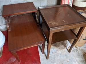 Vintage Set of (2) Living Room  Bedroom Side Tables&nbsp