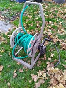 SunCast Outdoor Hose Reel with Hose&nbsp