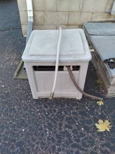 Outdoor SunCast Hose Keeper