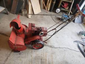 Collectible Vintage Toro 2-Speed Gas Snow Hound Snow Blower