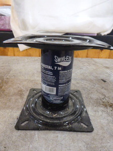 Attwood Swivl-Eze