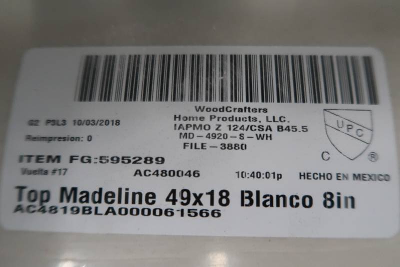 lot 817 image: Vanity Top Madeline 49 in x 18 in Blanco 8 in