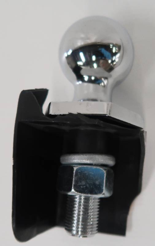 lot 826 image: Reese 1-78 in. Steel Interlock Hitch Ball 72804