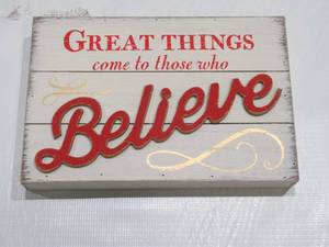 lot 928 image: HALLMARK Believe Rustic Wooden CHRISTMAS SIGN - 8 x 12 White - Wall Decor