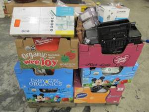lot 111 image: Pallet of Miscellaneous Store ReturnsKbid lots that never picked up