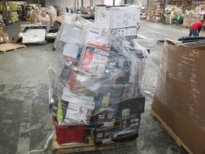 lot 113 image: Pallet of Tested Bad  Store Returns - Miscellaneous with Power Tools