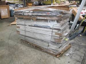 lot 119 image: Large Pallet of Miscellaneous Doors (At least 25 Doors)