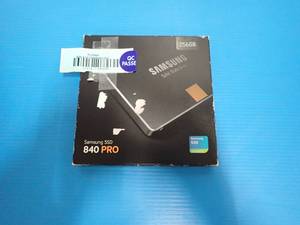 lot 14 image: Samsung&nbsp840 Pro, New in box