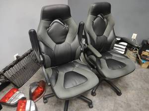 (2) Office Task Chairs...
