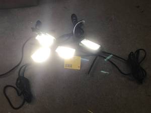 Husky 7500-Lumen LED String Light&nbsp&nbspCustomer Returns See Pictures&nbsp