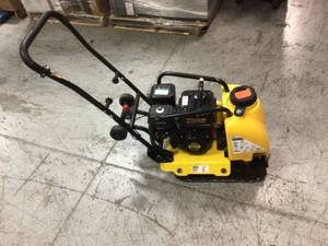 6.5 HP Gas Plate Compactor Vibratory AsphaltSoil Tamper Rammer with Built-in Water Tank by Stark Customer Returns See Pictures