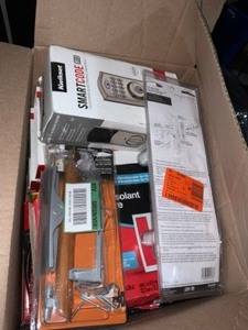 Pallet of Miscellaneous KitchenBath, Plumbing & More Household Items. Various Conditions. See Pictures