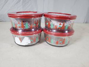 lot 12 image: 4 New Anchor Hocking 2 Cup Glass Holiday Food Storage with Lids