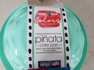lot 20 image: New Nordic Ware Aluminum Pinata Cake Pan