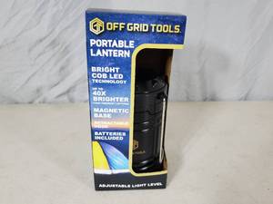 lot 23 image: New Off the Grid Portable Collapsible Lantern
