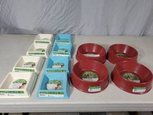 lot 24 image: 12 New Bamboo Pet Bowls