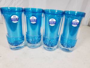 lot 52 image: 4 New Cool Gear Freezable Glasses