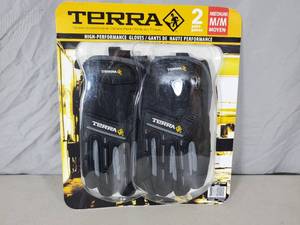 lot 53 image: New 2 Pack of Terra High Performance Gloves