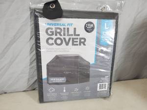 lot 80 image: New Universal Fit Large Grill Cover