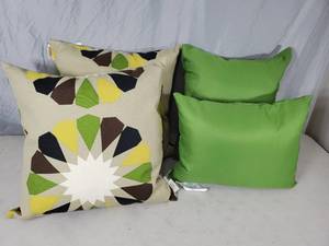 lot 145 image: 4 New MeadowCraft Arlington House IndoorOutdoor Throw Pillows