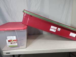 lot 158 image: New Tote and New Bin