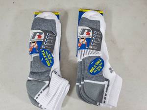 lot 165 image: 6 New Pair of Russell Big and Tall Socks
