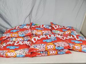 lot 186 image: 3000 New Dum Dum Pops