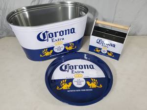 lot 199 image: New Metal Corona Beer Items