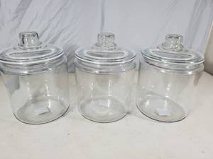 lot 208 image: 3 New Glass Kitchen Classics 1 Gallon Jars with Lids